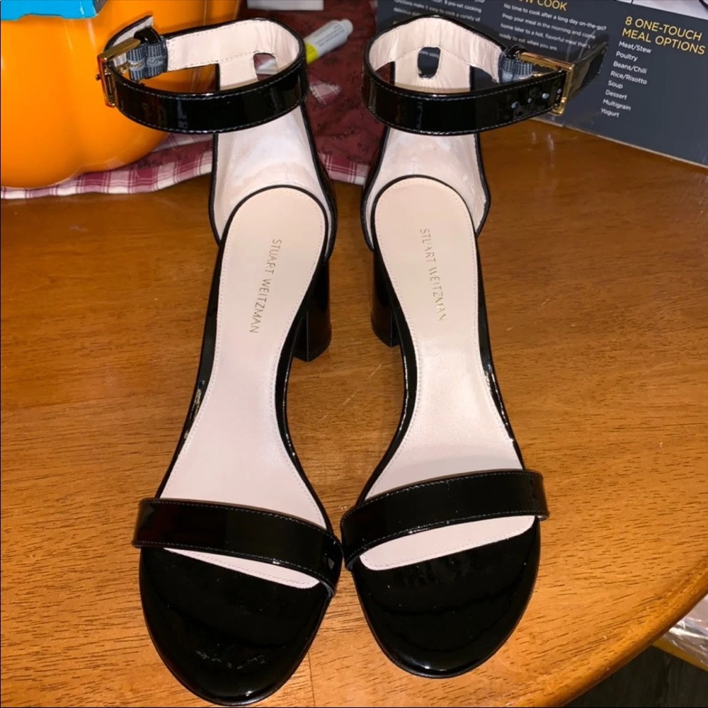STUART WEITZMAN HEELS NWOT